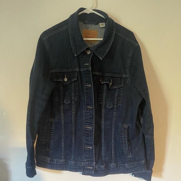 levi’s jean jacket